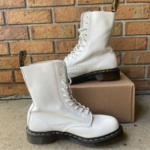 1460 WOMEN'S PASCAL VIRGINIA LEATHER BOOTS-Sz 10-NWT